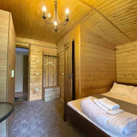 порядна ґаздиня Hotel