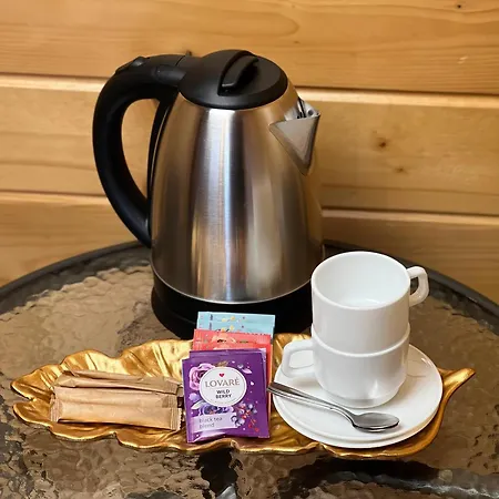 порядна ґаздиня 호텔 *