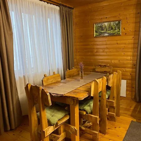 Hotel порядна ґаздиня Jaremtsche